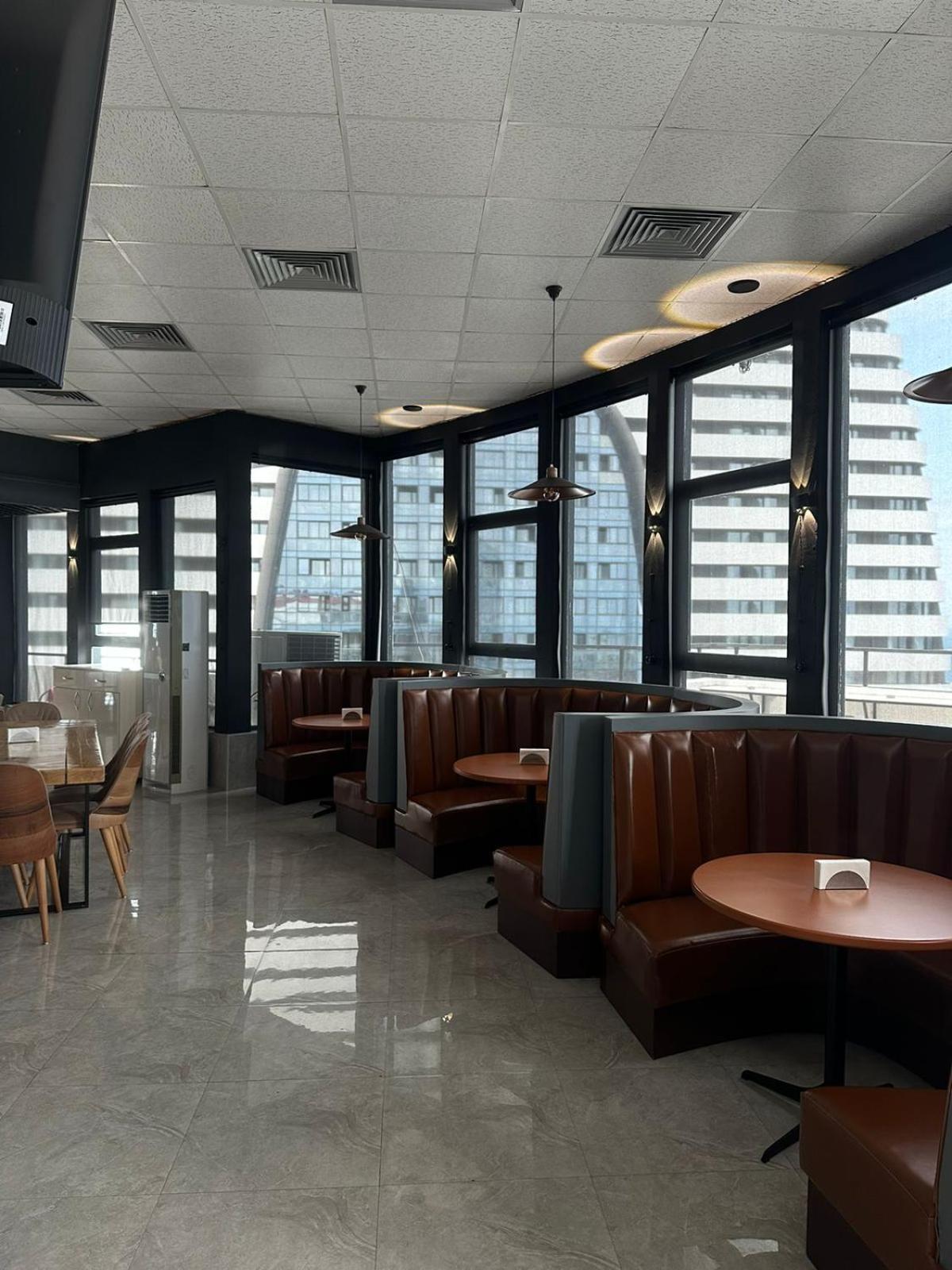 Polo Lägenhet Batumi Exteriör bild